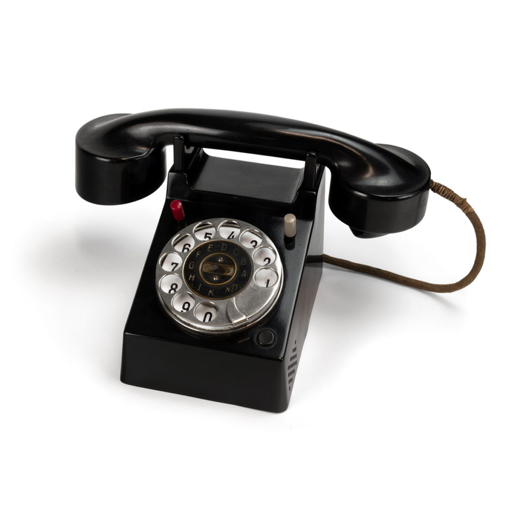 Bauhaus Telefon from H. Fuld & Company, Telefonbau & Normalzeit