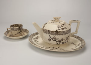 Thorn Tea Set